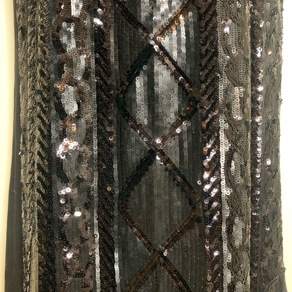 Adrianna Papell Long Black Dress with Sequins Sz 4 - Picture 2 of 6
